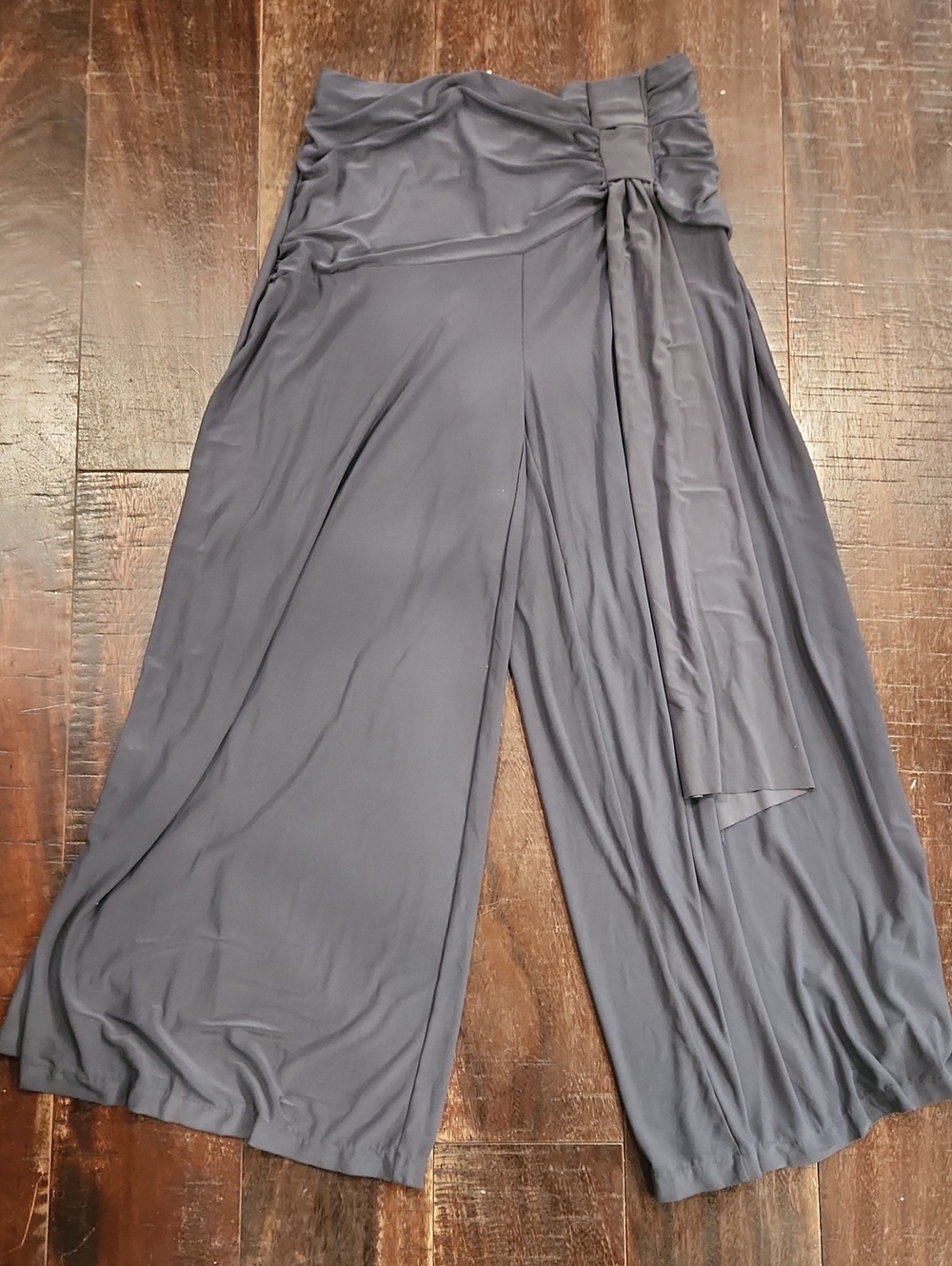 Wide Leg Tie-Waist Pants in Charcoal Gray